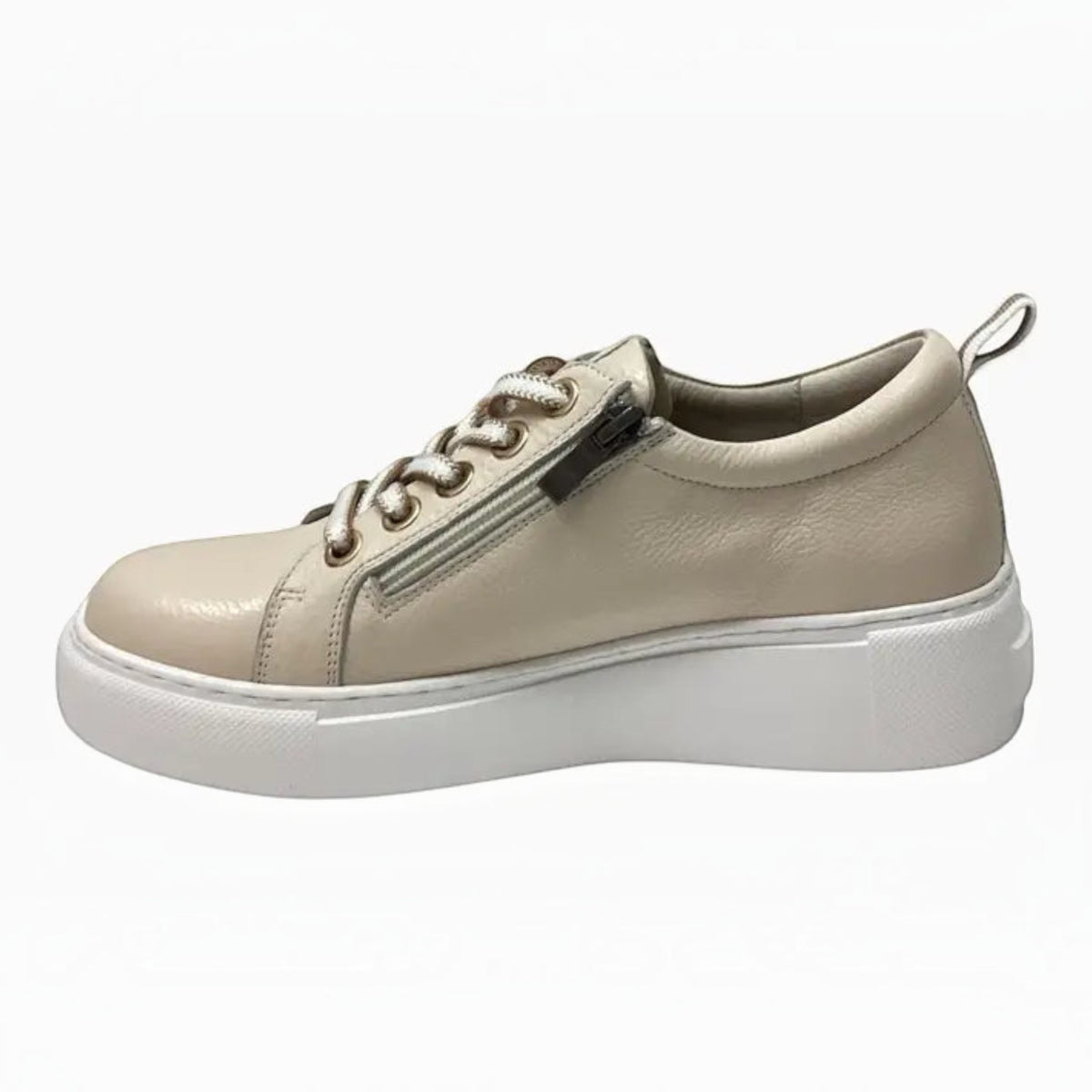The Shoe Shop Belle Scarpe Romney beige leather sneaker with side zip, striped laces, and thick white platform sole.