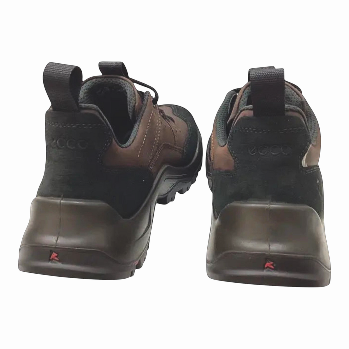 The Shoe Shop Ecco Offroad M outdoor sneakers in black and brown with a sturdy heel and pull tab, rear view