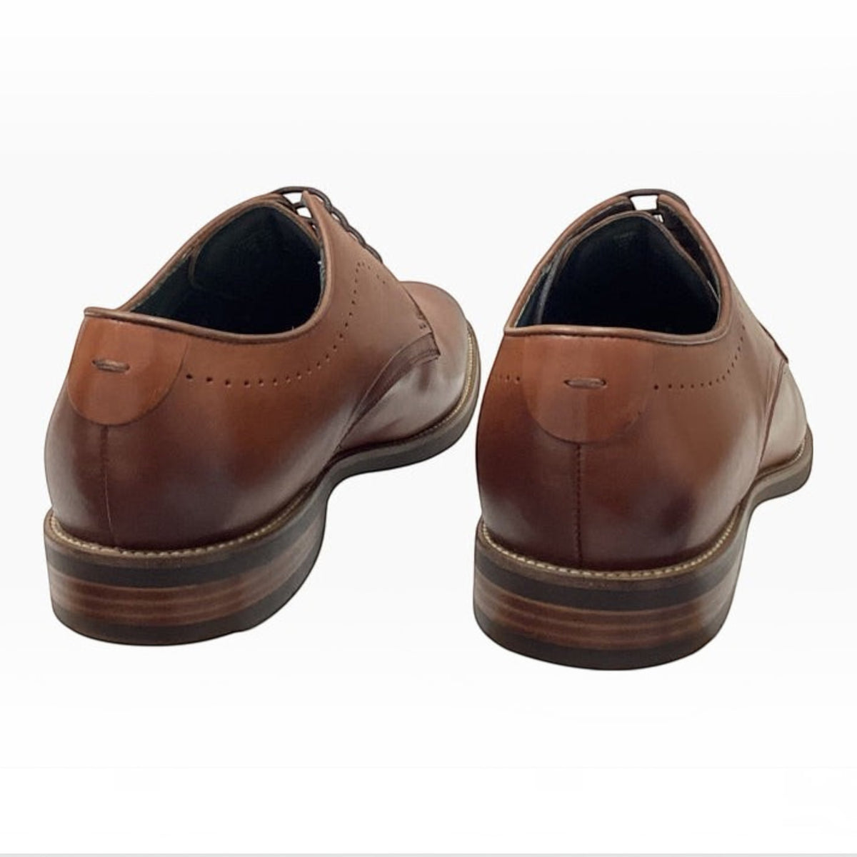The Shoe Shop Florsheim Nimbus brown Italian calf leather derby dress shoes with perforated collar and rubber sole