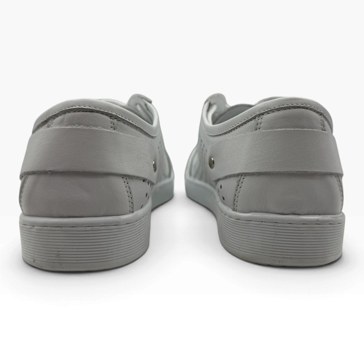 The Shoe Shop Cabello EG17 grey leather sneakers showing the back view with a flexible thermo rubber sole.
