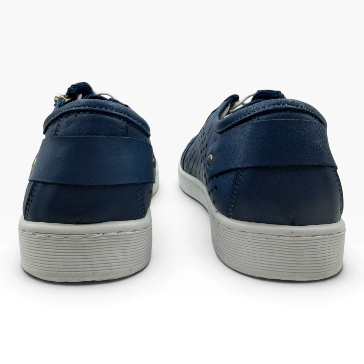 The Shoe Shop Cabello EG17 navy blue leather sneakers showing the back view with flexible thermo rubber soles